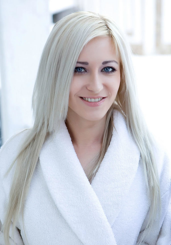 Оля, 70 лет, 1 размер груди