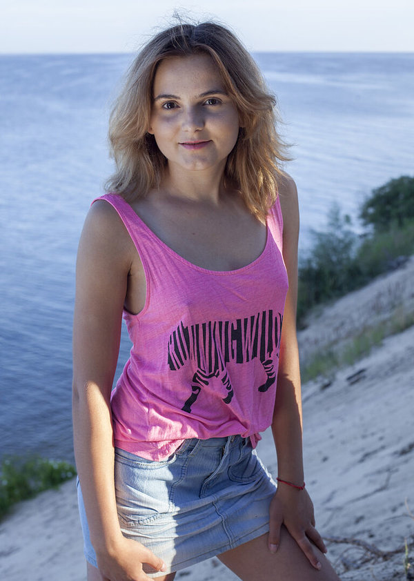 Миланчик, 24 года, 0 размер груди